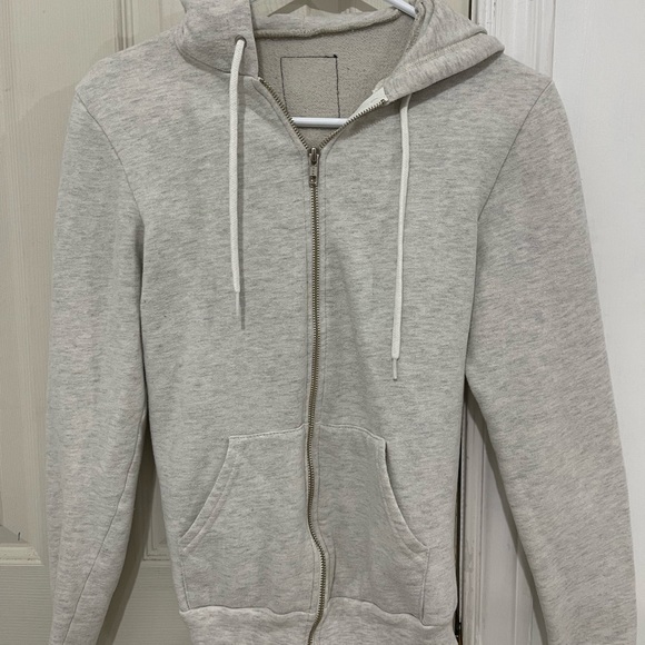 Aritzia Boyfriend Zip up sweater - Picture 1 of 1